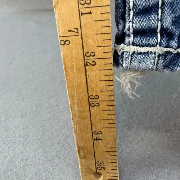 True Religion Jeans Women's 29x34 (8) Blue Billy Big T Boot Cut Western Normcore - Picture 14 of 15